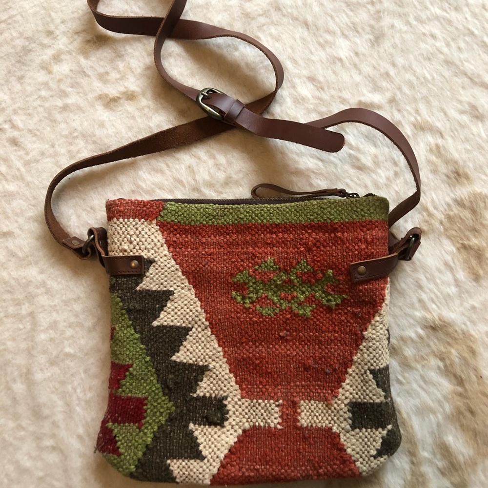Woven Bohemian Purse w/ Leather Adjustable Strap